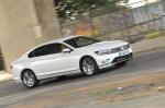Volkswagen Passat GTE 2016 года (UK)